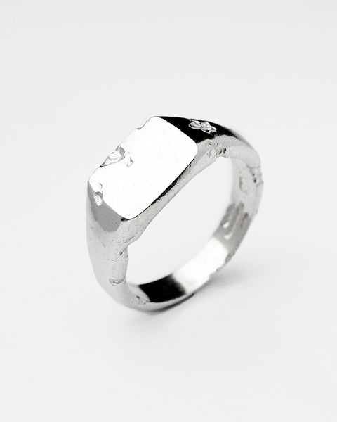 Cliffside Signet