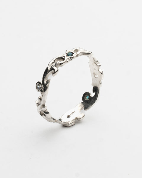 Acanthus Sapphire Band | Lou Jewellery