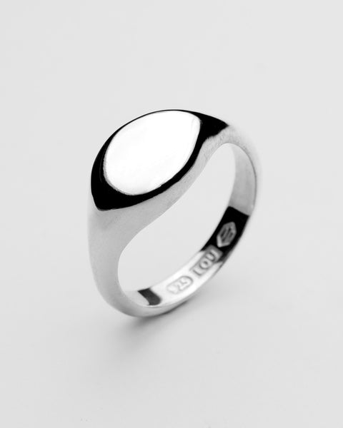 Smooth Signet | Lou Jewellery