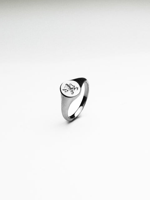 Scotch College 2026 graduation ring lion crest, angled front view
